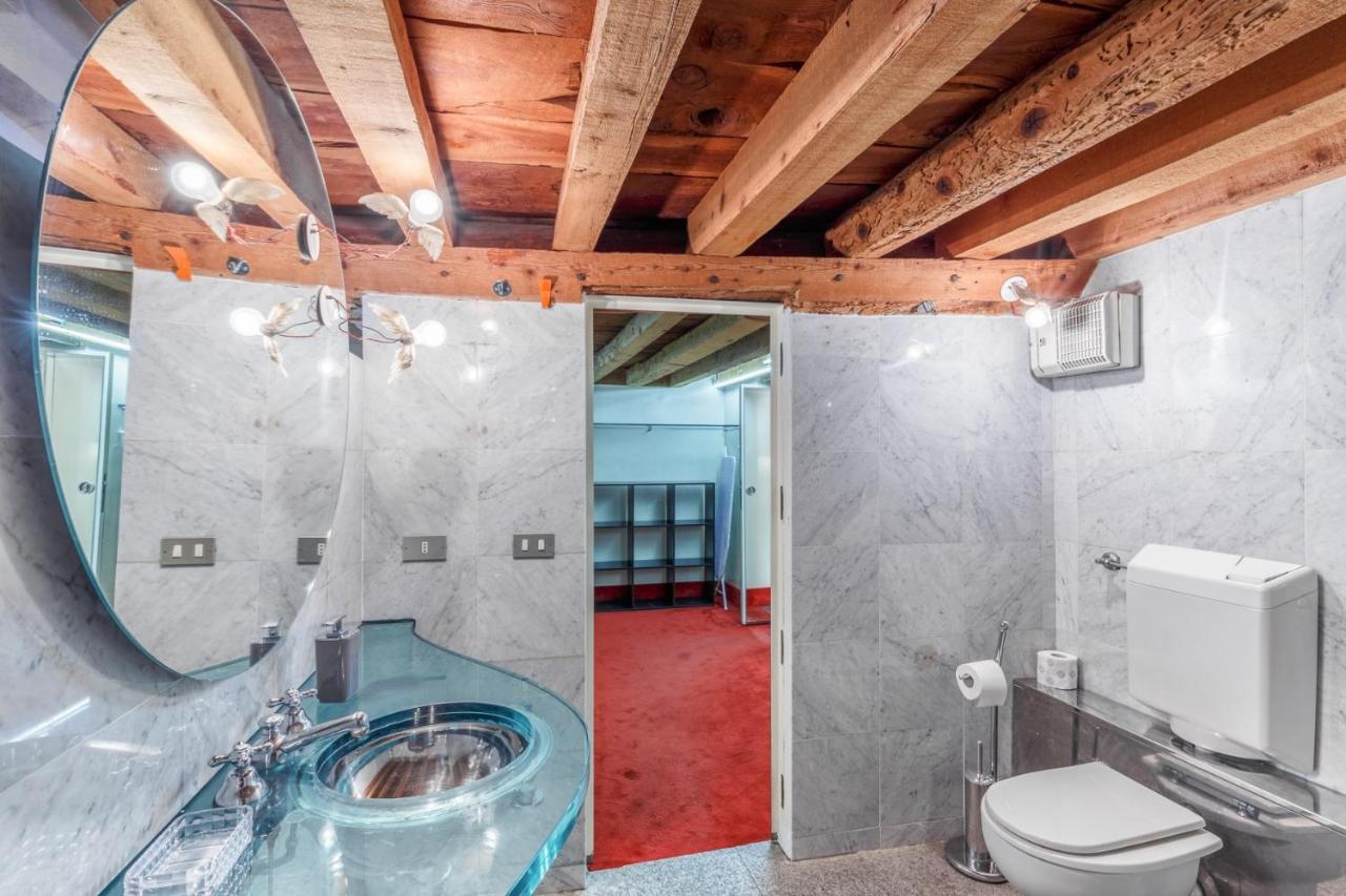 Design Suite In Corso Como Милан Экстерьер фото